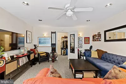 402 Fairmount Avenue, Philadelphia, PA 19123 - Photo 12
