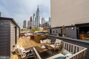 136 N 22nd St, Philadelphia, PA 19103 - Photo 20