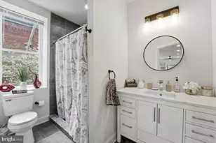 1215 S 23rd St, Philadelphia, PA 19146 - Photo 34