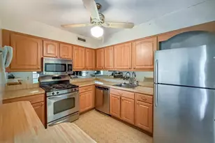 44303 Delaire Landing Rd, Philadelphia, PA 19114 - Photo 14