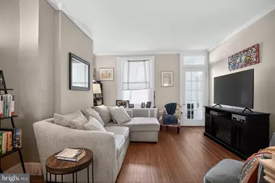 132 E Hartwell Lane, Philadelphia, PA 19118 - Photo 4