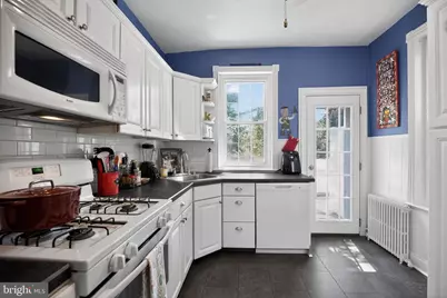 132 E Hartwell Lane, Philadelphia, PA 19118 - Photo 10