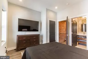 1348 S Dover St, Philadelphia, PA 19146 - Photo 12