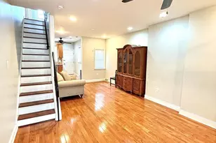 2207 S Hemberger St, Philadelphia, PA 19145 - Photo 4