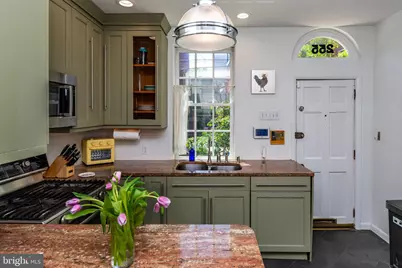 255 Queen Street, Philadelphia, PA 19147 - Photo 24
