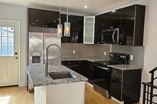 2100 Cross St, Philadelphia, PA 19146 - Photo 6