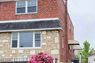 7553 Battersby St, Philadelphia, PA 19152 - Photo 2