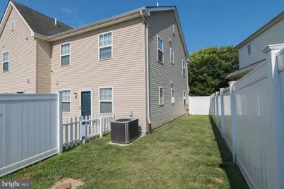 3718 Merrick Road, Philadelphia, PA 19129 - Photo 8