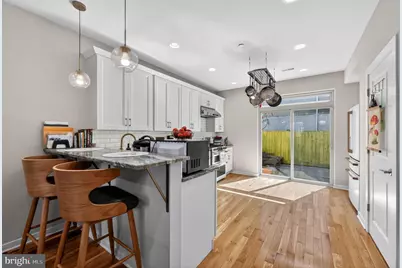 1923 S 6th Street, Philadelphia, PA 19148 - Photo 6