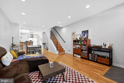 1923 S 6th Street, Philadelphia, PA 19148 - Photo 4