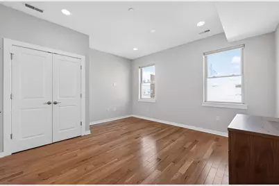 1923 S 6th Street, Philadelphia, PA 19148 - Photo 10