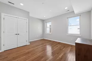 1923 S 6th St, Philadelphia, PA 19148 - Photo 10