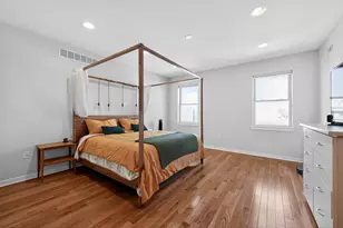 1923 S 6th St, Philadelphia, PA 19148 - Photo 16