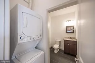 427 Monroe St, Philadelphia, PA 19146 - Photo 6