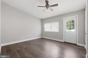 400 Green Ln, Philadelphia, PA 19128 - Photo 10