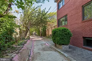 817 N Orkney St, Philadelphia, PA 19123 - Photo 84