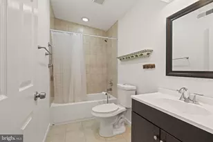 1913 Carpenter St, Philadelphia, PA 19146 - Photo 26