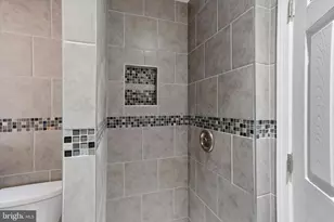 5254 W Jefferson St, Philadelphia, PA 19131 - Photo 8