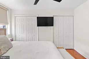 1031 Emily St, Philadelphia, PA 19148 - Photo 12