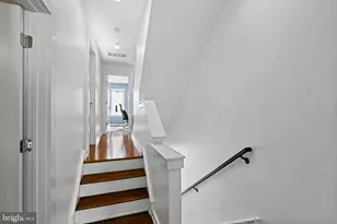 418 Wallace St, Philadelphia, PA 19123 - Photo 12