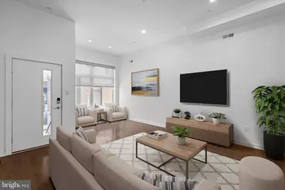 418 Wallace Street, Philadelphia, PA 19123 - Photo 2
