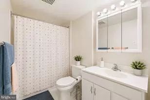 604 S Washington Square, Philadelphia, PA 19106 - Photo 4