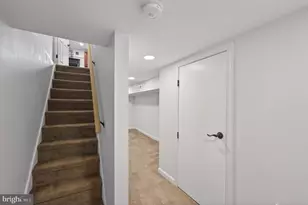 2211 E Harold St, Philadelphia, PA 19125 - Photo 8