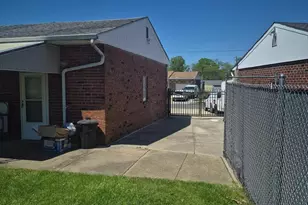 9717 Dedaker St, Philadelphia, PA 19115 - Photo 10