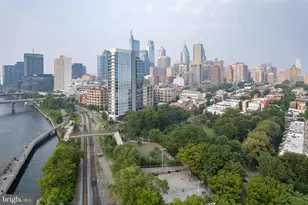 2429 Locust St, Philadelphia, PA 19103 - Photo 20