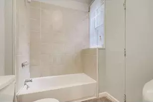 2002 E York St, Philadelphia, PA 19125 - Photo 10