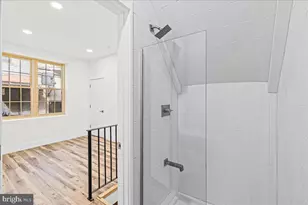 1222 Chancellor St, Philadelphia, PA 19107 - Photo 6