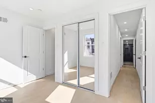 1819 E Albert St, Philadelphia, PA 19125 - Photo 10