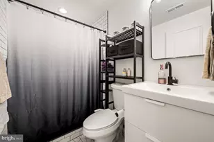 2061 McClellan St, Philadelphia, PA 19145 - Photo 10