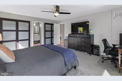 130 Spruce Street #23B, Philadelphia, PA 19106 - Photo 12