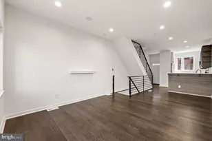 2045 Watkins St, Philadelphia, PA 19145 - Photo 4
