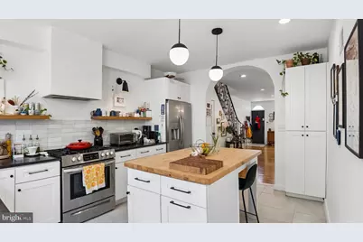 1821 S 10th Street, Philadelphia, PA 19148 - Photo 18