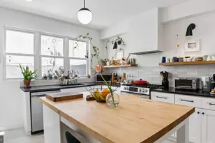1821 S 10th St, Philadelphia, PA 19148 - Photo 16