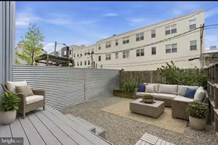 1734 Folsom St, Philadelphia, PA 19130 - Photo 2