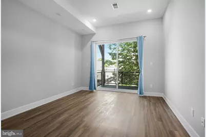 910 N 17th Street #2, Philadelphia, PA 19130 - Photo 6