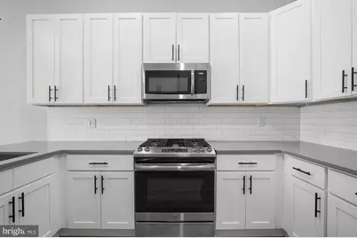 910 N 17th Street #2, Philadelphia, PA 19130 - Photo 2