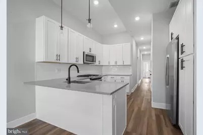 910 N 17th Street #2, Philadelphia, PA 19130 - Photo 4
