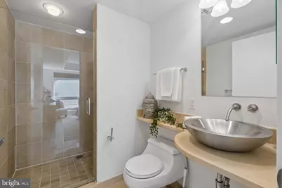 1034 Spruce Street #401, Philadelphia, PA 19107 - Photo 14