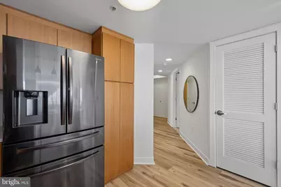 1034 Spruce Street #401, Philadelphia, PA 19107 - Photo 18
