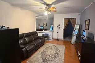 1422 Fanshawe St, Philadelphia, PA 19111 - Photo 4