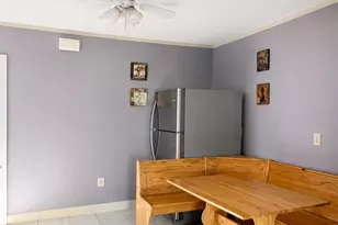 1422 Fanshawe St, Philadelphia, PA 19111 - Photo 2