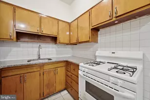1817 Spruce St, Philadelphia, PA 19103 - Photo 6