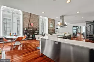 105 S 12th St, Philadelphia, PA 19107 - Photo 2
