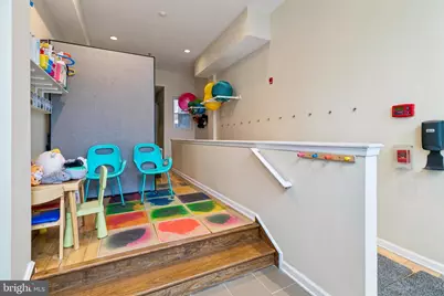 413 Fairmount Avenue, Philadelphia, PA 19123 - Photo 2