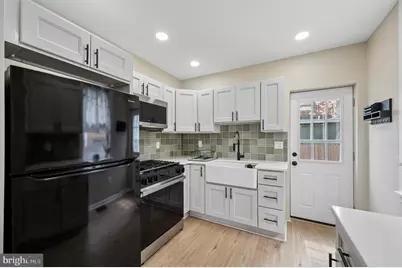 1584 E Hewson Street, Philadelphia, PA 19125 - Photo 6
