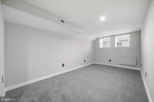 7018 Forrest Ave, Philadelphia, PA 19138 - Photo 20